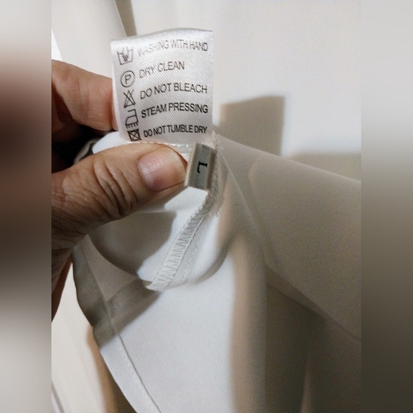 Camisa Sleeveless Embroidered Embellished Blouse Suze Large NWT - Picture 5 of 6